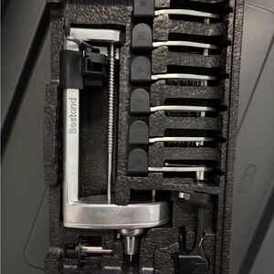 Bestand Spiralizer Set with 7 attachments; fits KitchenAid. Never used.